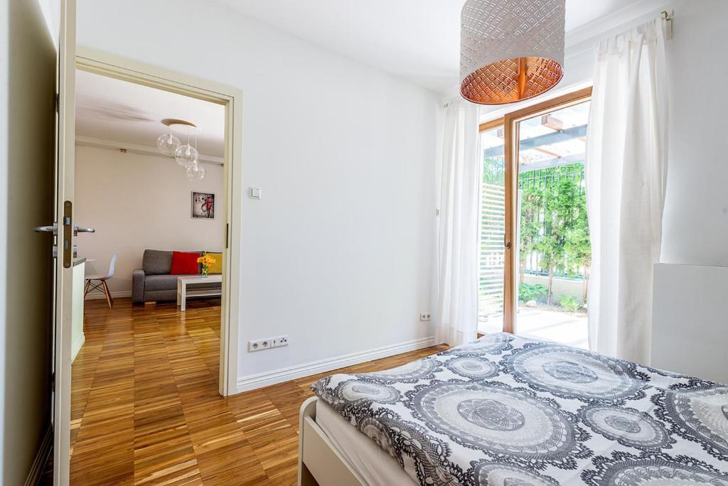 Apartment Powisle With Garage Varšava Exteriér fotografie